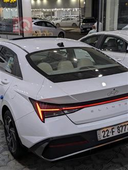 هیوندای ئەلەنترا